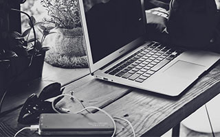 高档网站SEO优化电话 - 提升网站排名，吸引流量